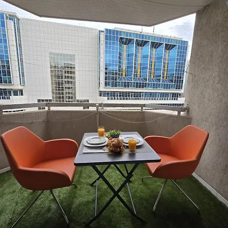 Apartman Cozy Seaside With Private Parking Nizza
